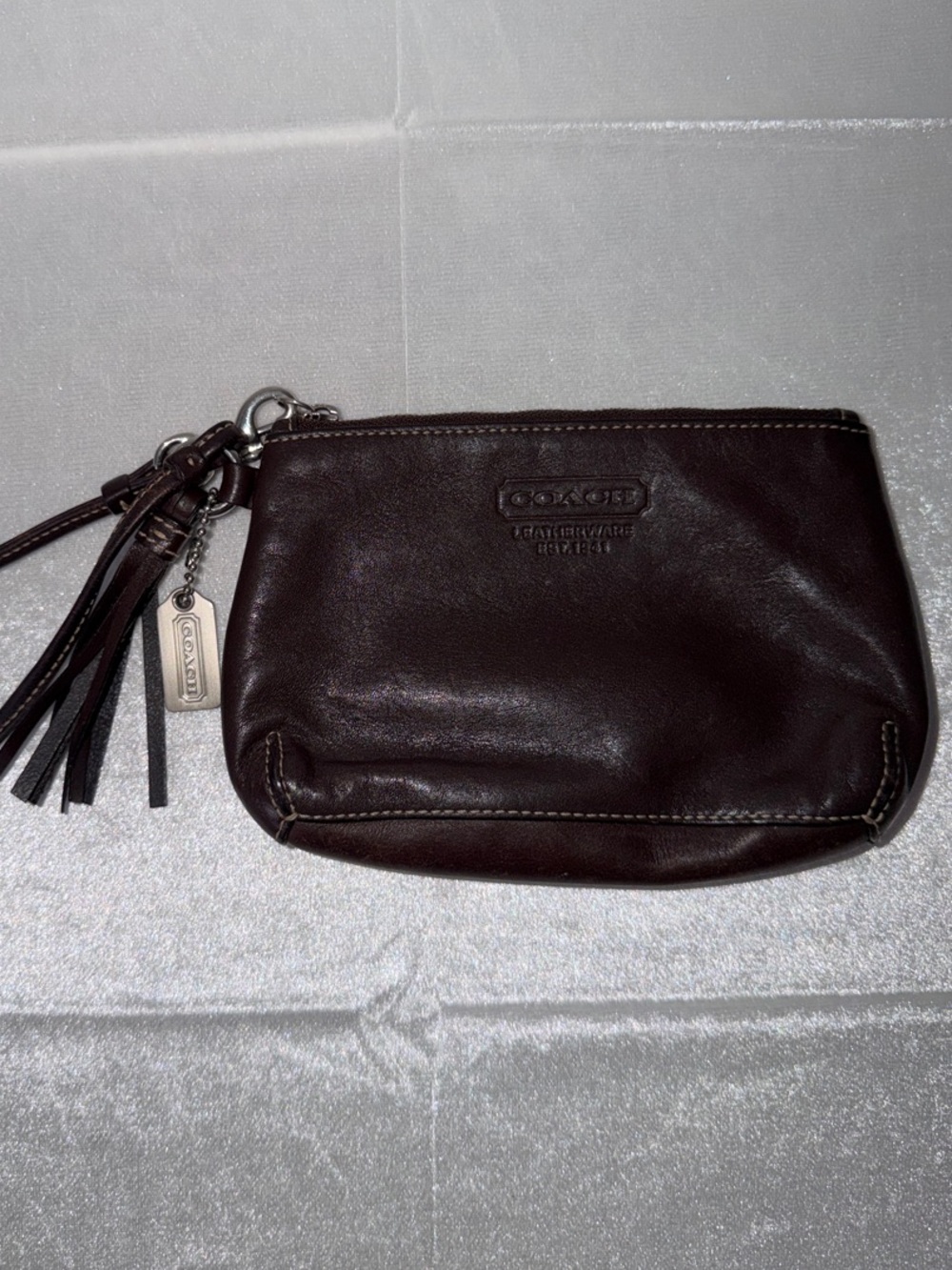 Vintage Coach Leather Wristlet / Pouch – Dark Chocolate Brown